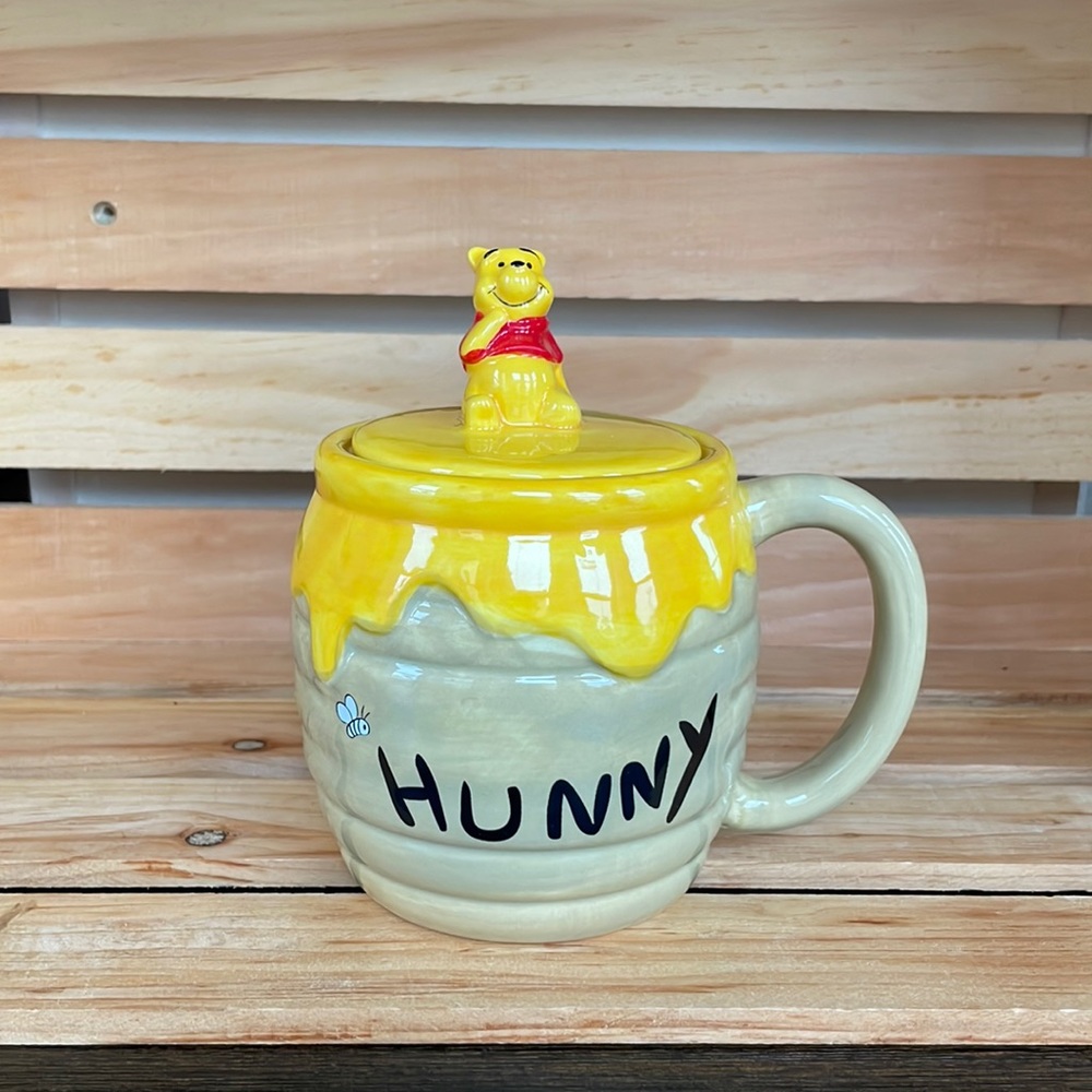 Disney Winnie the Pooh Hunny mug with lid